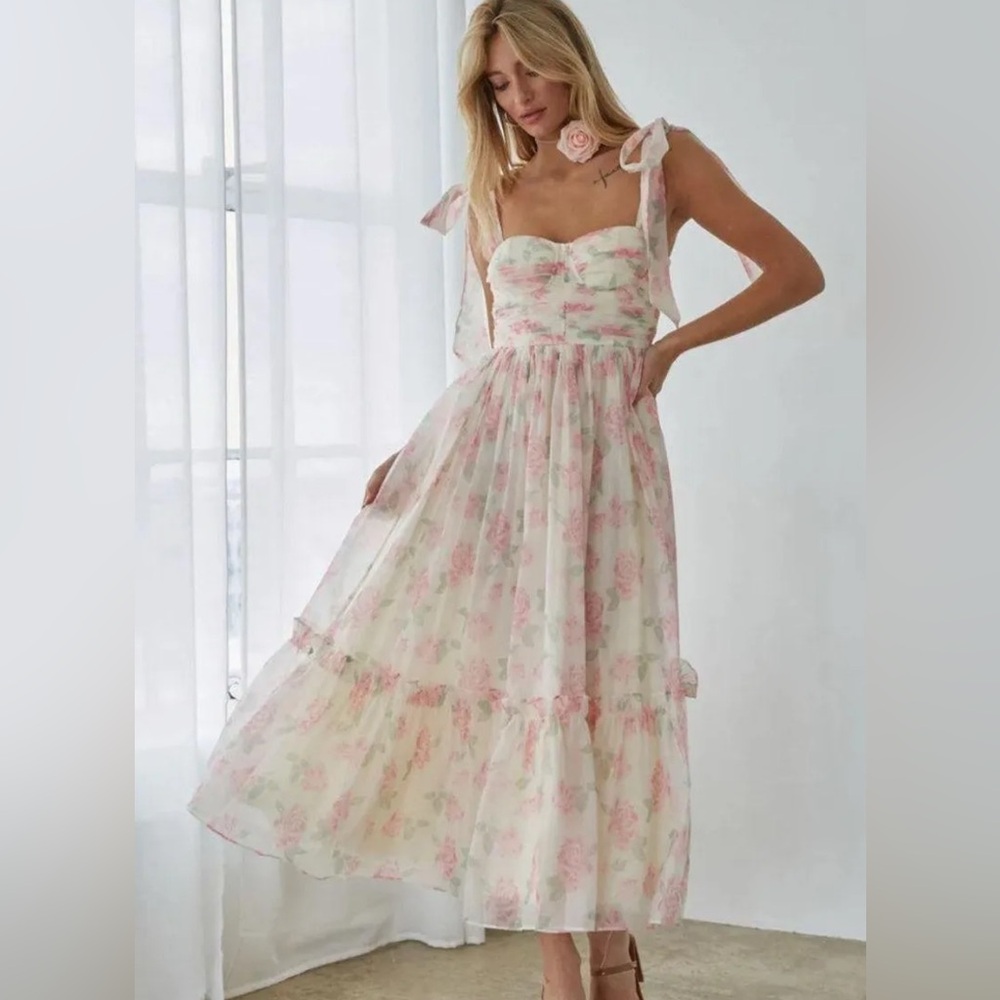 🥳SOLD American Threads Floral Pink and White Maxi Dress